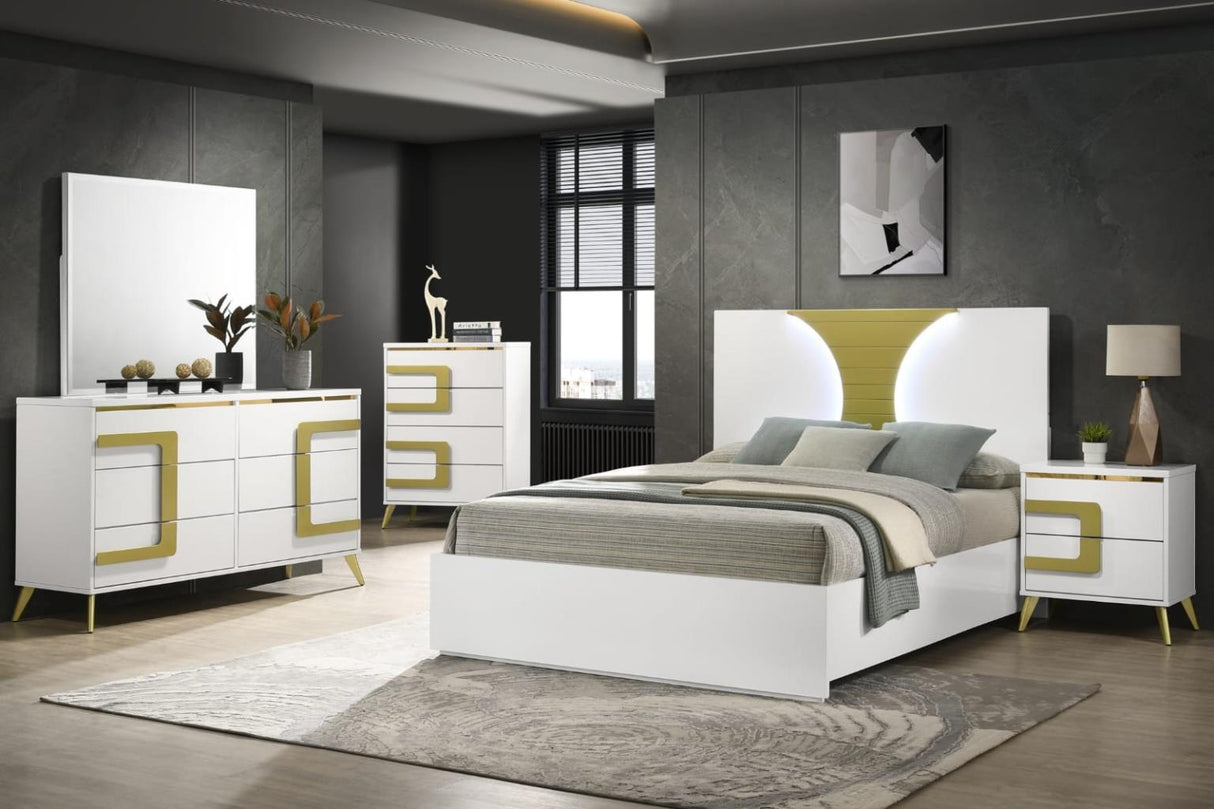 Aurora White/Gold 3-Piece (King Bed, Dresser, Mirror)