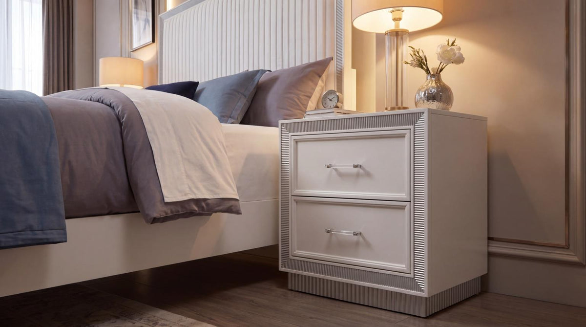 Lolo Nightstand | Silver