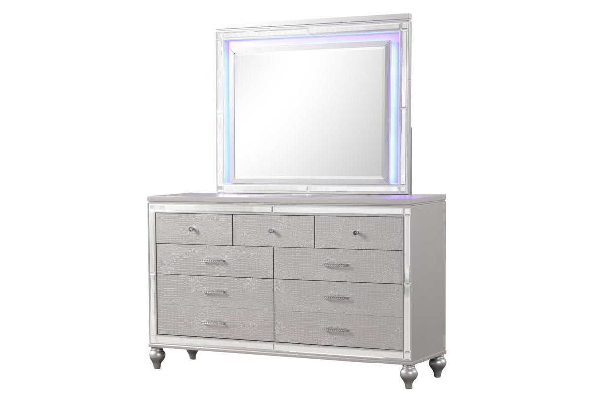 Emma Silver 3-Piece (Queen Bed, Dresser, Mirror)