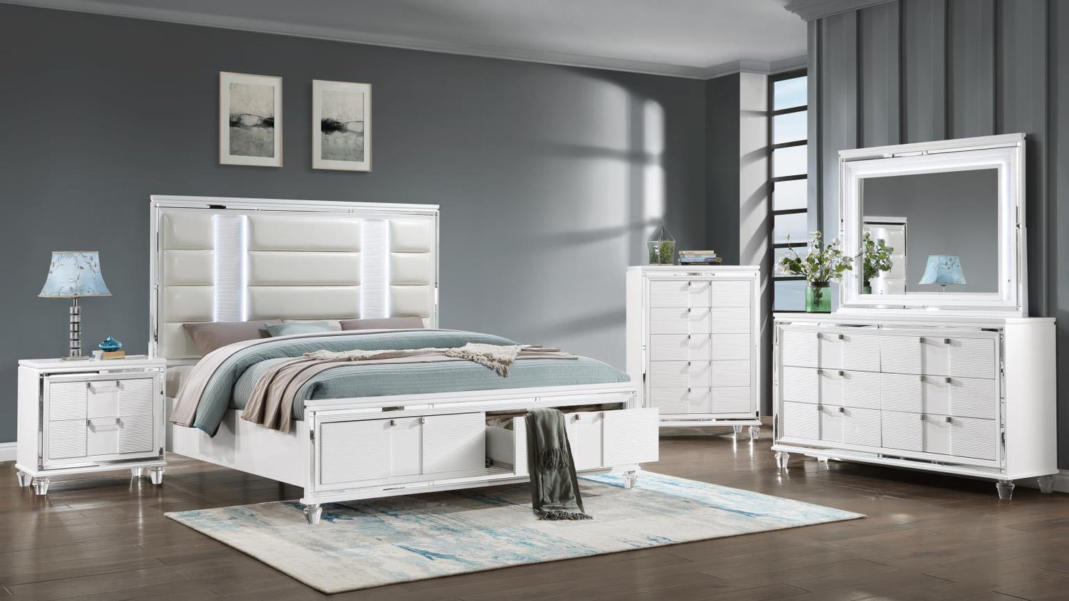 Gina White 4-Piece (King Bed, Dresser, Mirror, Nightstand)