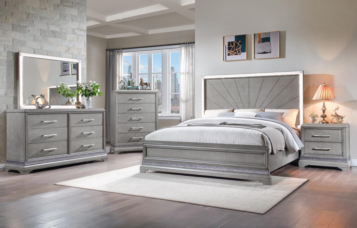 Jordan Silver 3-Piece (King Bed, Dresser, Mirror)