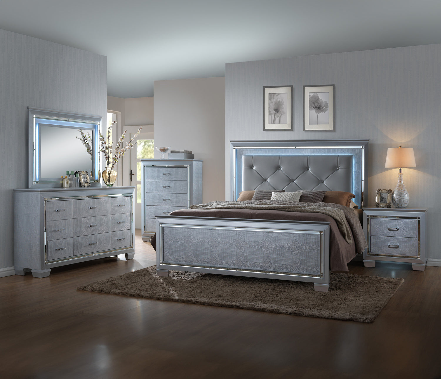 Lillian Queen Bed