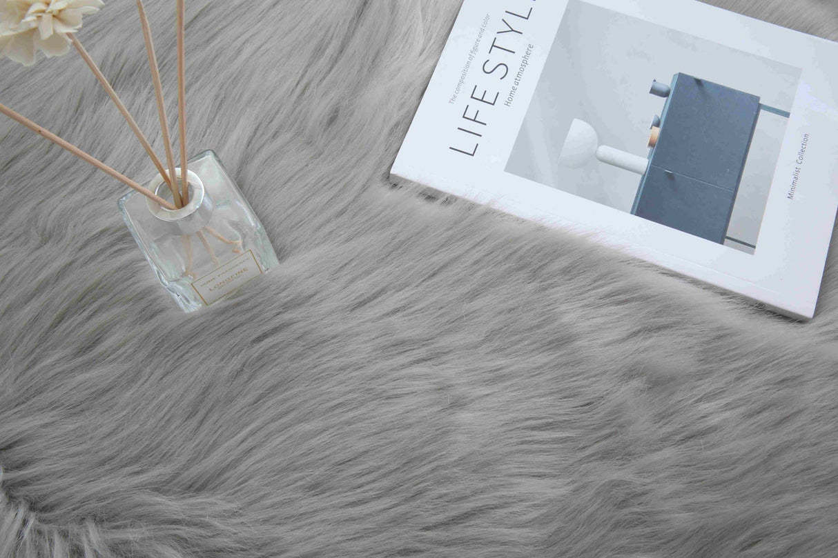 Faux Fur Rug Double Heart
