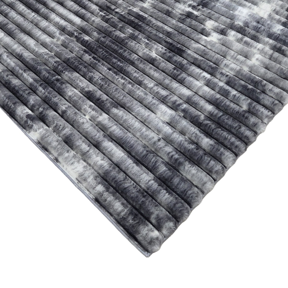 Sabastia Shaggy Rug