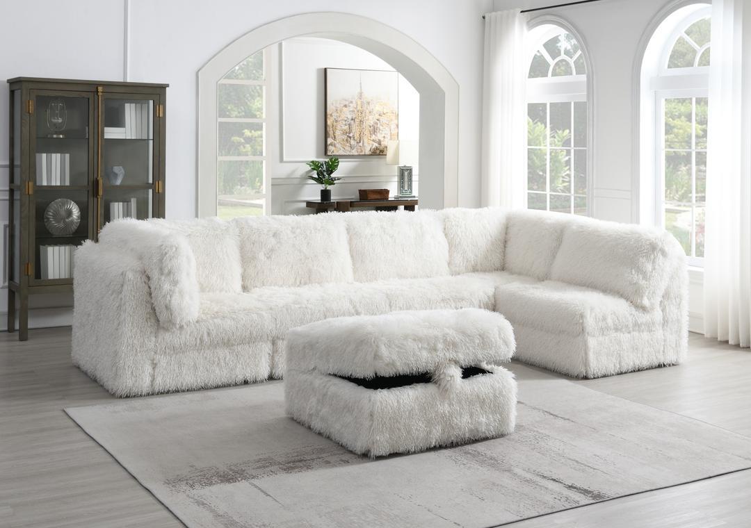Remy White 6 Piece Sectional