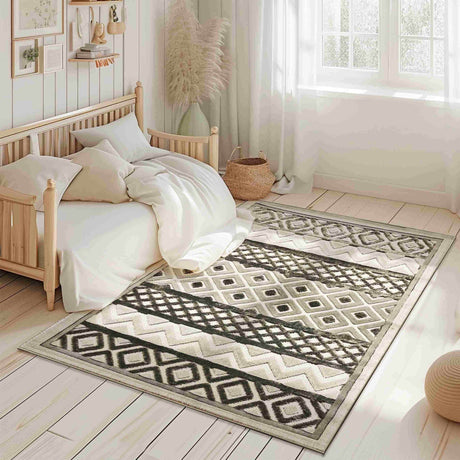 Tribal Area Rug 5517