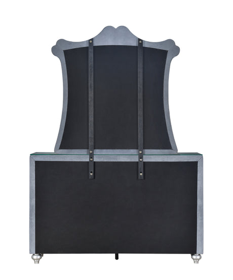Cameo Panel Bedroom Group dresser and mirror
