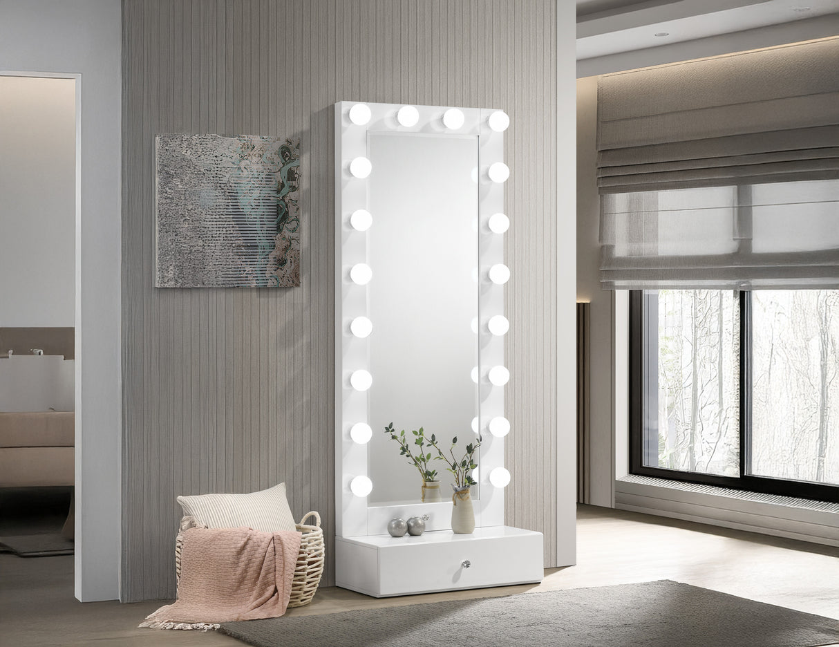 Luxo Vanity