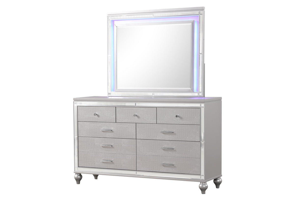 Emma Silver 3-Piece (King Bed, Dresser, Mirror) - Silver