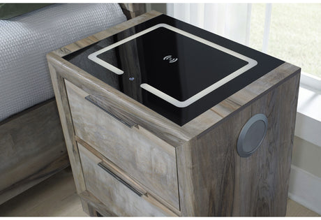 Callie Brown Queen Bed Group