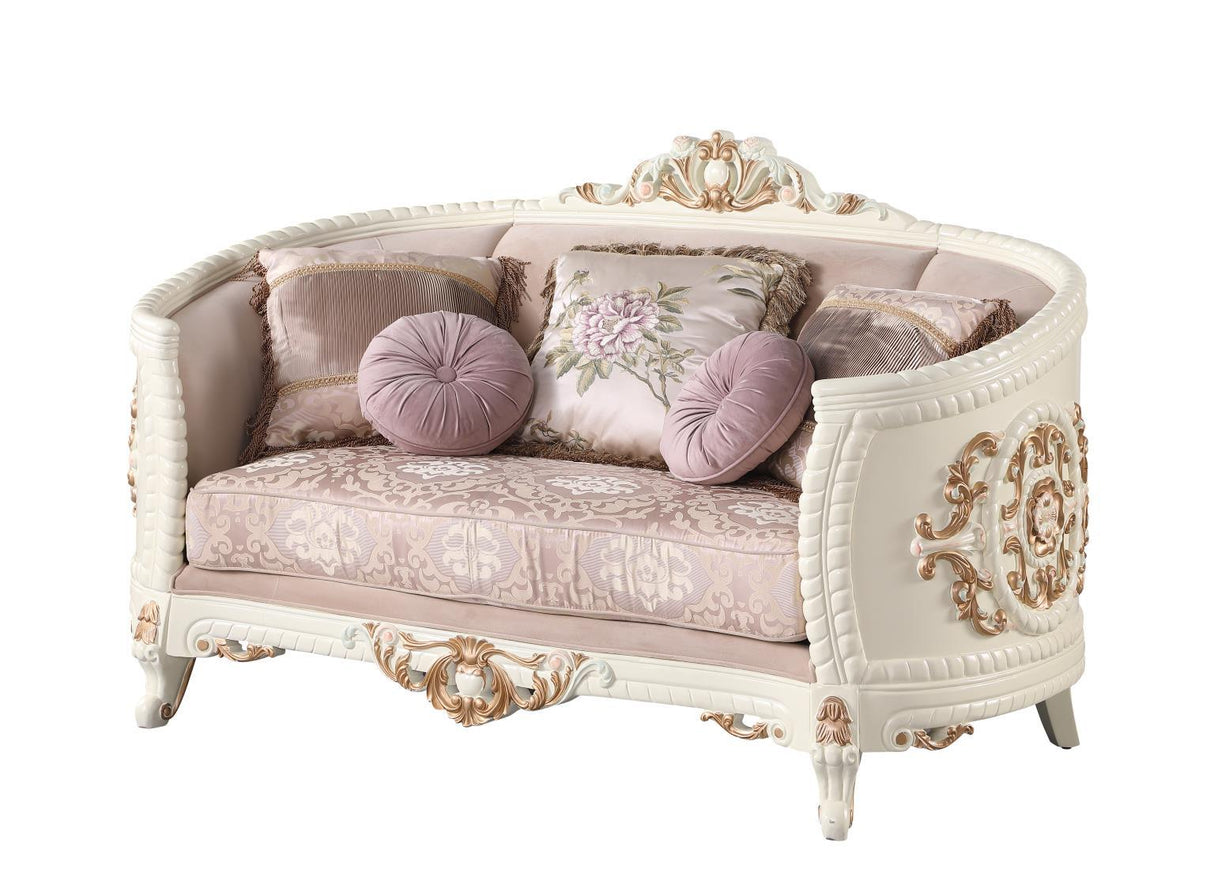 Dilan White Loveseat