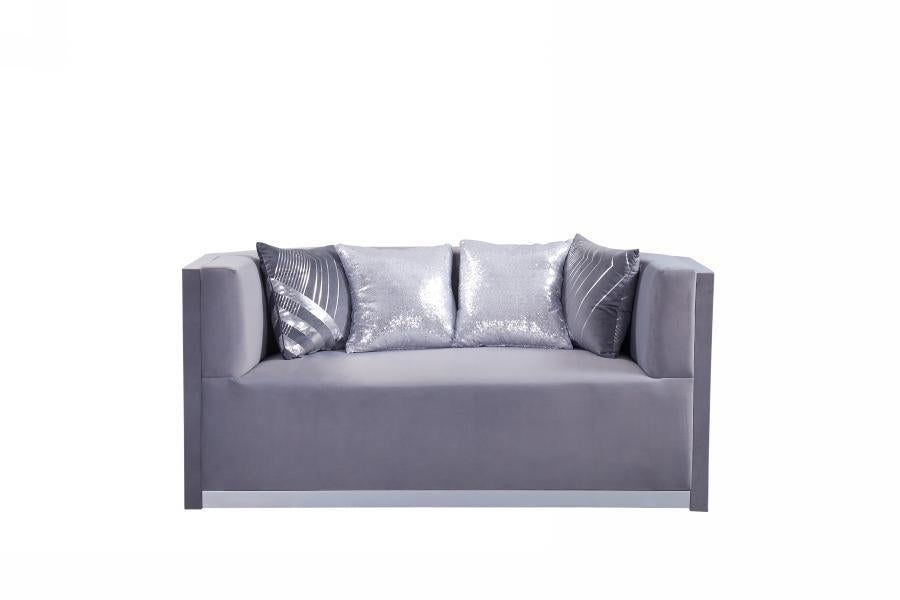Noah Grey Loveseat