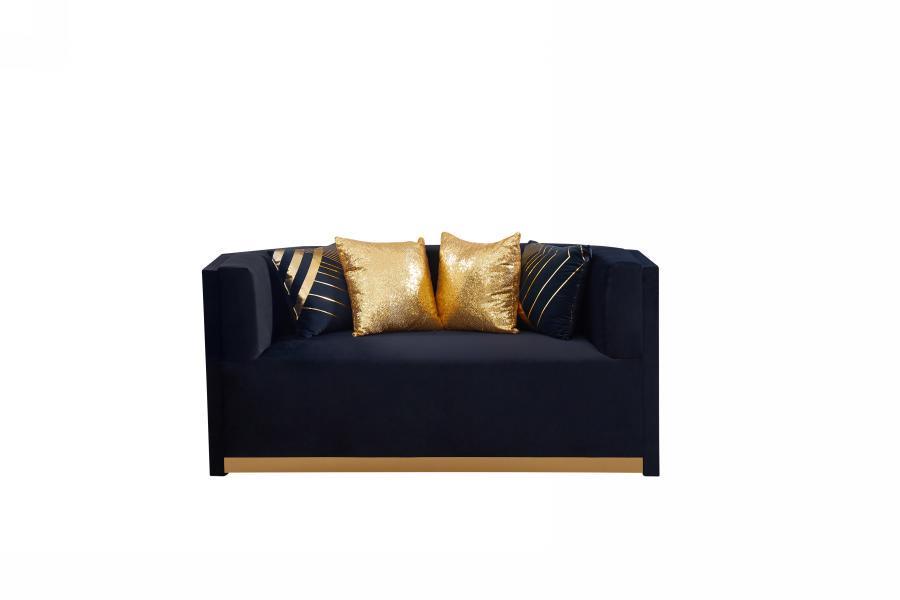 Noah Black Loveseat