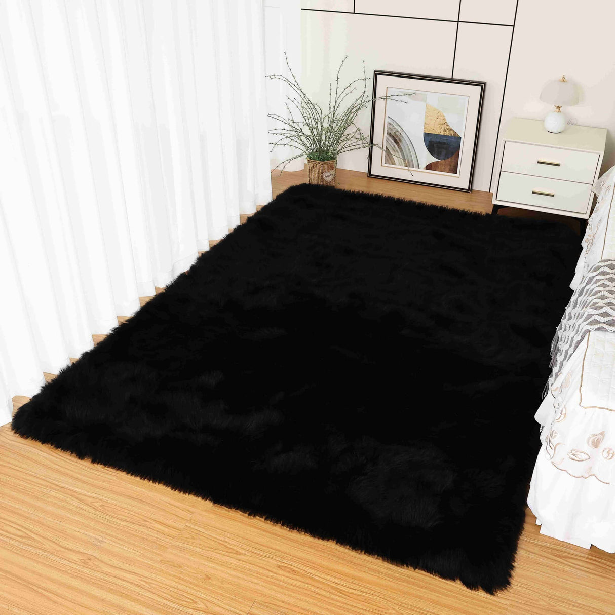 Lush Shaggy Rug Black