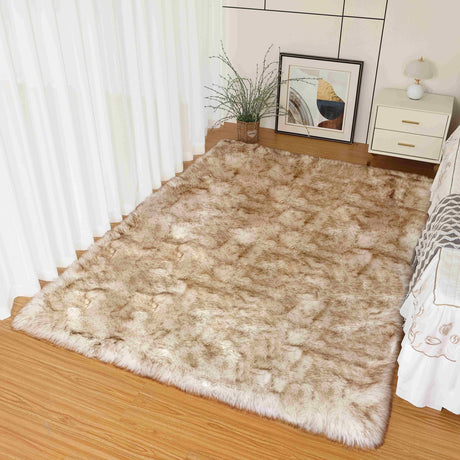 Lush Shaggy Rug Light Brown