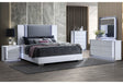 Ylime Smooth White Queen Bed Group Fully Slatted with Vanity Set